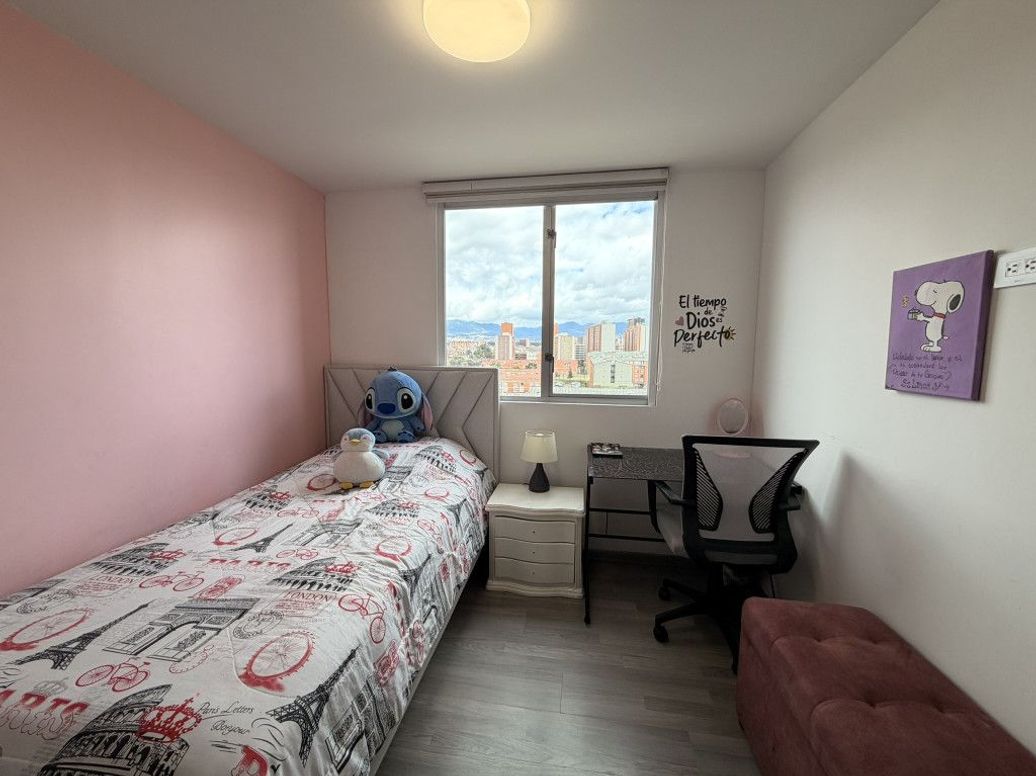 Apartamento de 3 alcobas en venta en Campo Alegre, Bogotá, 85 m² · foto 11 de 20