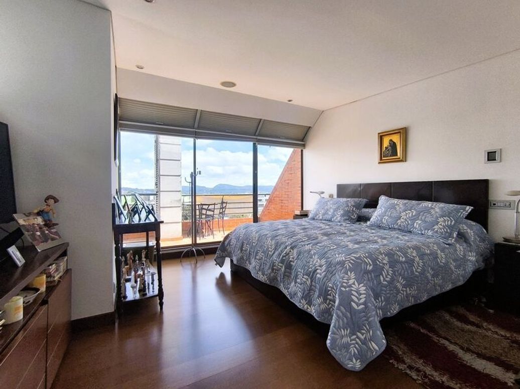 Casa de 4 alcobas en venta en A.S.D., Bogotá, 284 m² · foto 8 de 16