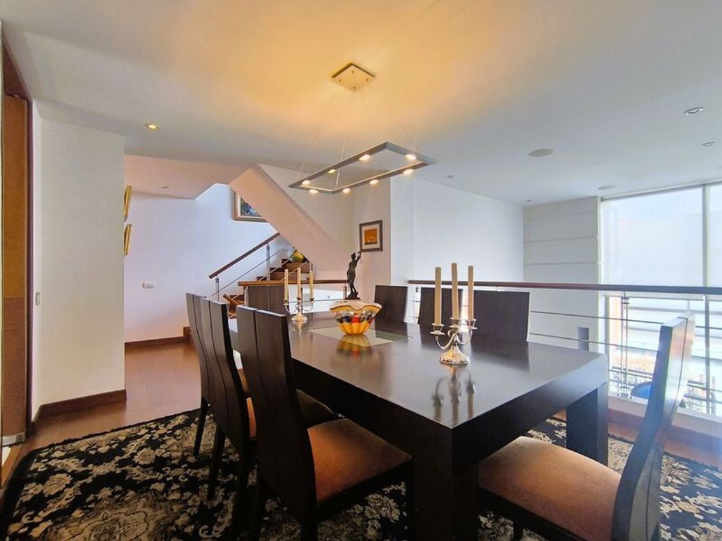 Casa de 4 alcobas en venta en A.S.D., Bogotá, 284 m² · foto 4 de 16