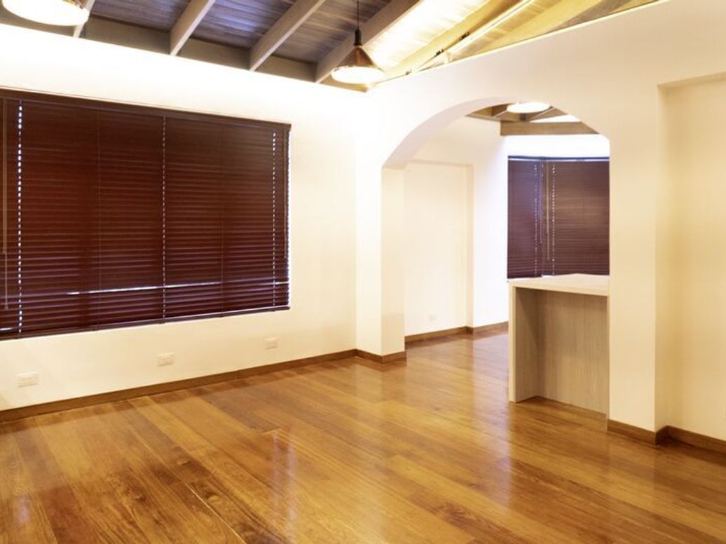 Apartamento de 2 alcobas en venta en Quinta Camacho, Bogotá, 124 m² · foto 3 de 20