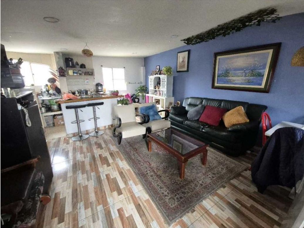 Casa de 11 alcobas en venta en Santa Sofía, Bogotá, 234 m² · foto 16 de 20