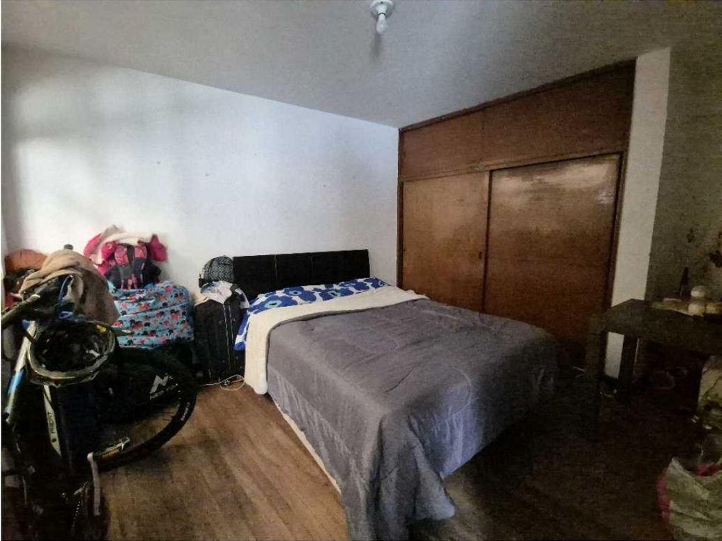 Casa de 11 alcobas en venta en Santa Sofía, Bogotá, 234 m² · foto 17 de 20