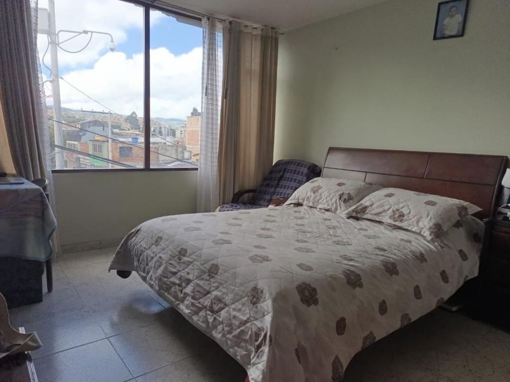 Casa de 5 alcobas en venta en Mirador, Bogotá, 504 m² · foto 13 de 20