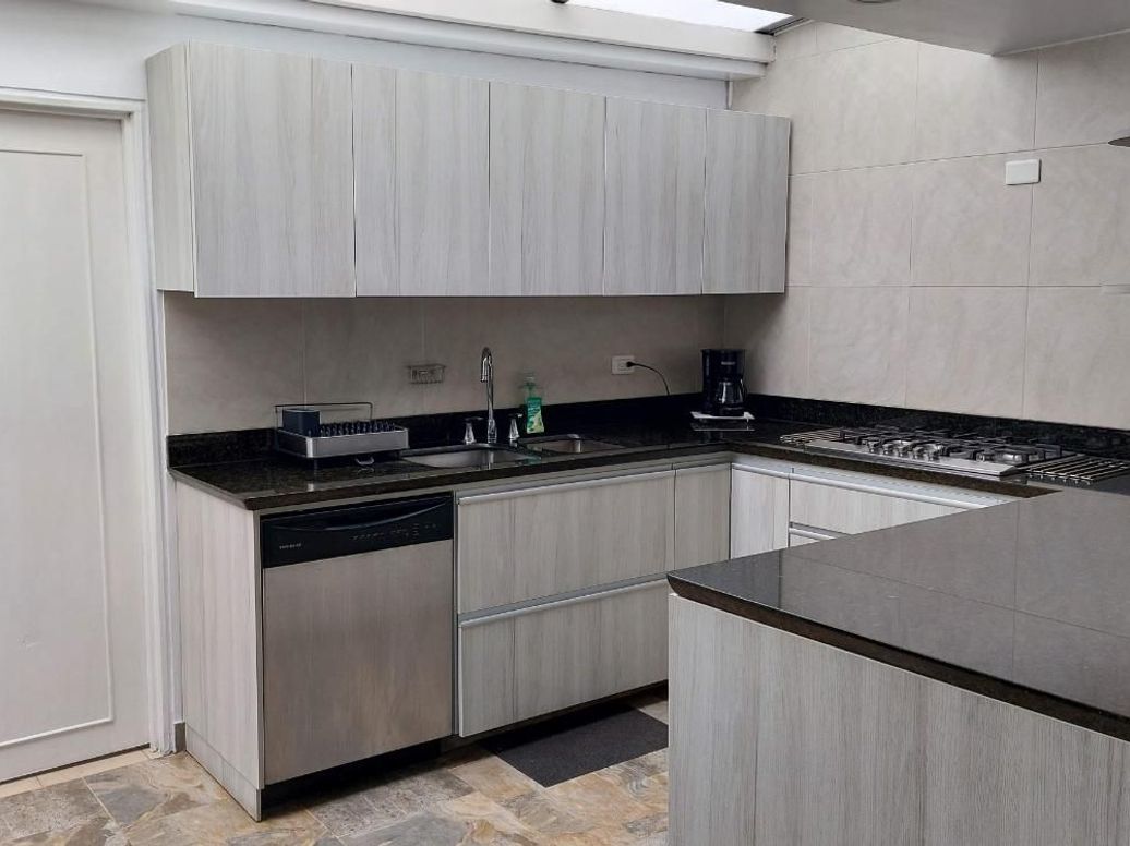 Casa de 4 alcobas en venta en Prado Veraniego Norte, Bogotá, 190 m² · foto 7 de 20