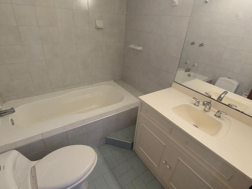Casa de 4 alcobas en venta en Prado Veraniego Norte, Bogotá, 190 m² · foto 17 de 20