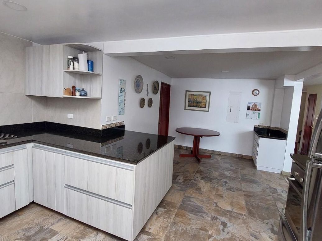 Casa de 4 alcobas en venta en Prado Veraniego Norte, Bogotá, 190 m² · foto 5 de 20