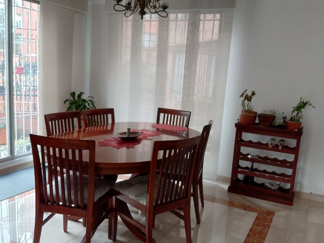 Apartamento de 3 alcobas en venta en Cr. Punta Del Este, Bogotá, 171 m² · foto 4 de 20
