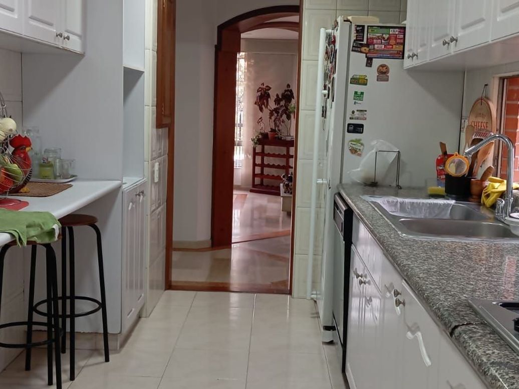 Apartamento de 3 alcobas en venta en Cr. Punta Del Este, Bogotá, 171 m² · foto 18 de 20