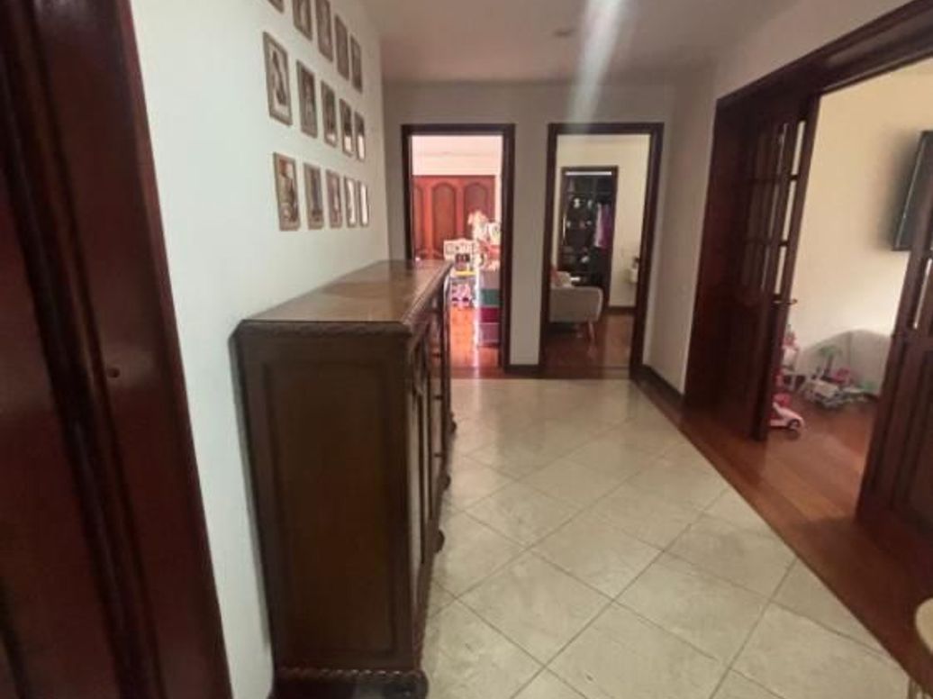 Apartamento de 3 alcobas en venta en Chico Norte Et. Ii, Bogotá, 188 m² · foto 15 de 20
