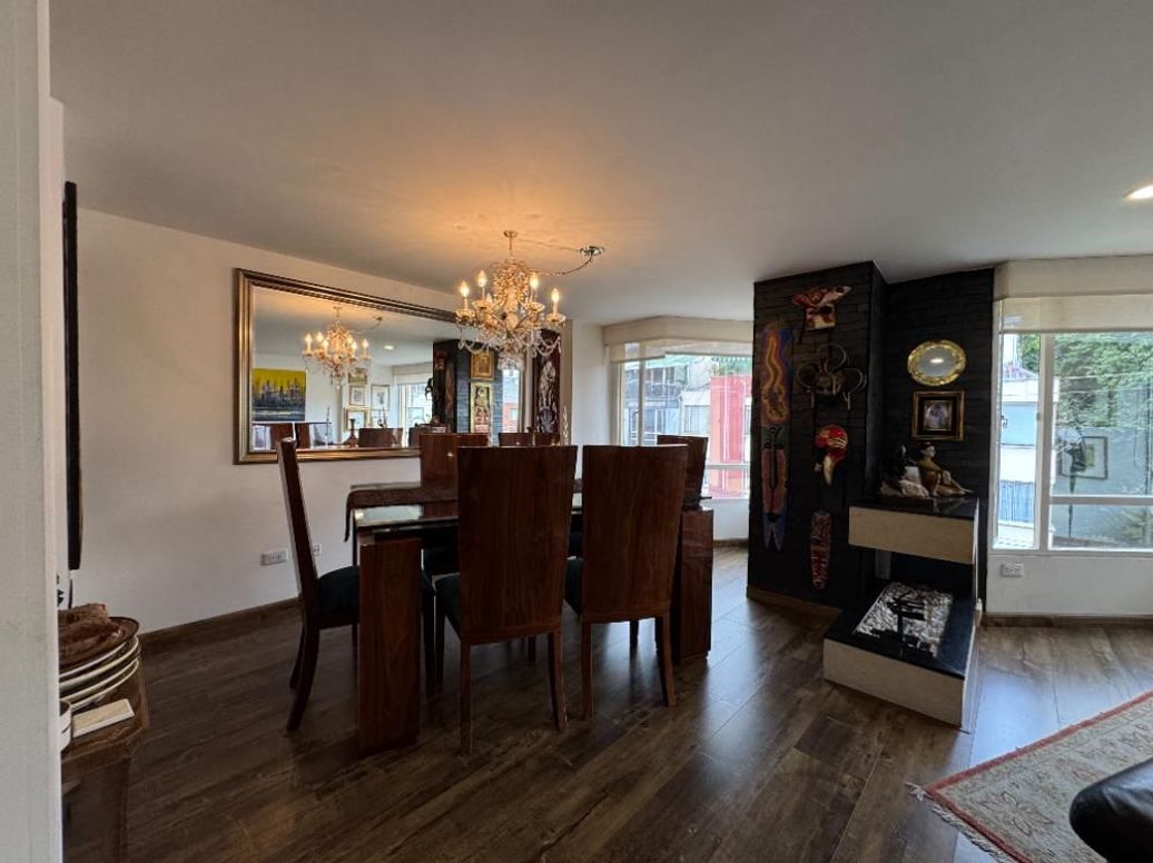Apartamento de 2 alcobas en venta en Caobos Salazar, Bogotá, 175 m² · foto 5 de 20