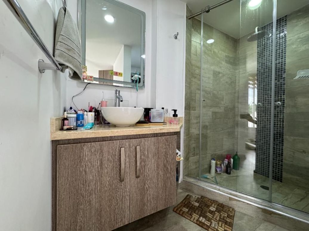 Apartamento de 2 alcobas en venta en Caobos Salazar, Bogotá, 175 m² · foto 11 de 20