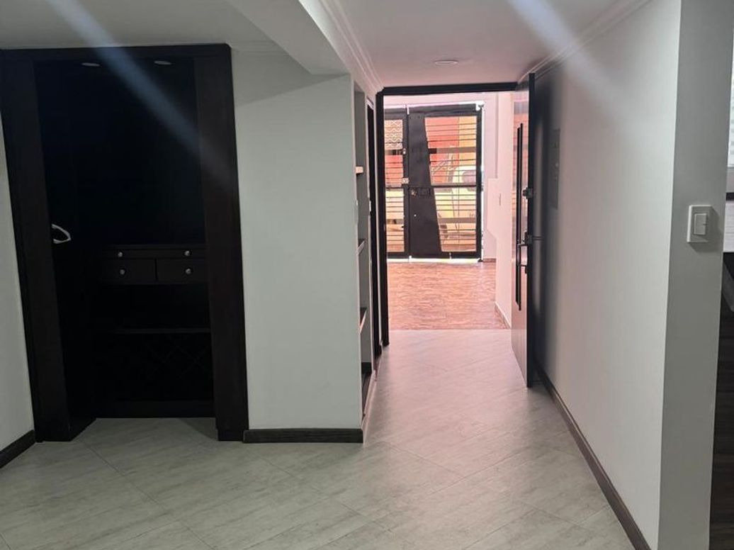 Casa de 3 alcobas en venta en Bellavista Occidental, Bogotá, 130 m² · foto 6 de 17