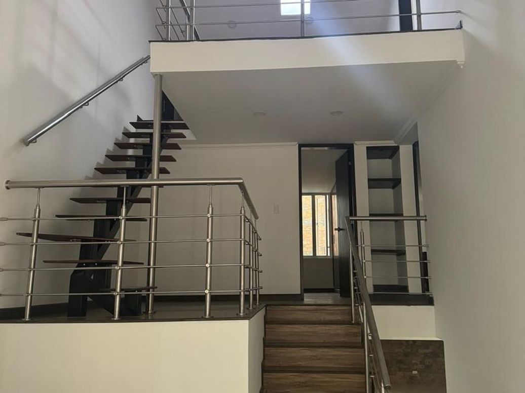 Casa de 3 alcobas en venta en Bellavista Occidental, Bogotá, 130 m² · foto 7 de 17