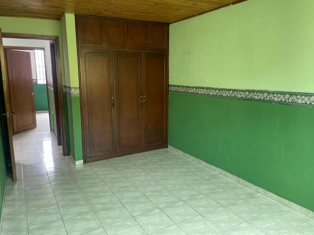 Casa de 3 alcobas en venta en Super Manzana 5, Bogotá, 120 m² · foto 3 de 15