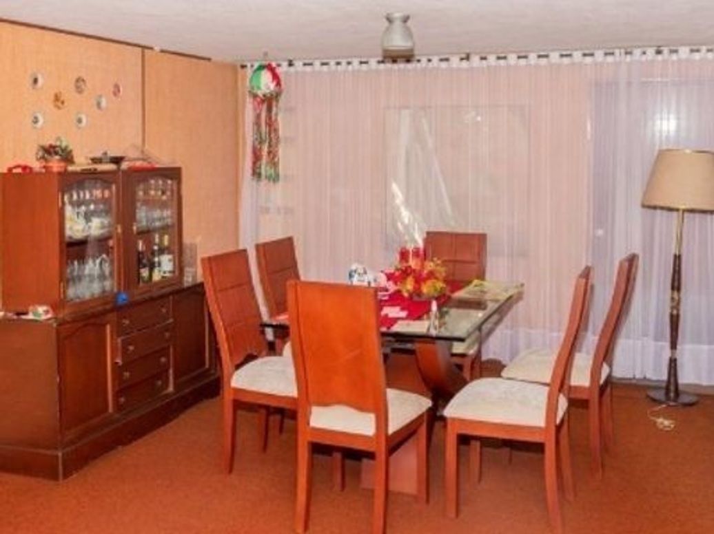 Casa de 6 alcobas en venta en Santa Barbara Oriental, Bogotá, 250 m² · foto 10 de 14