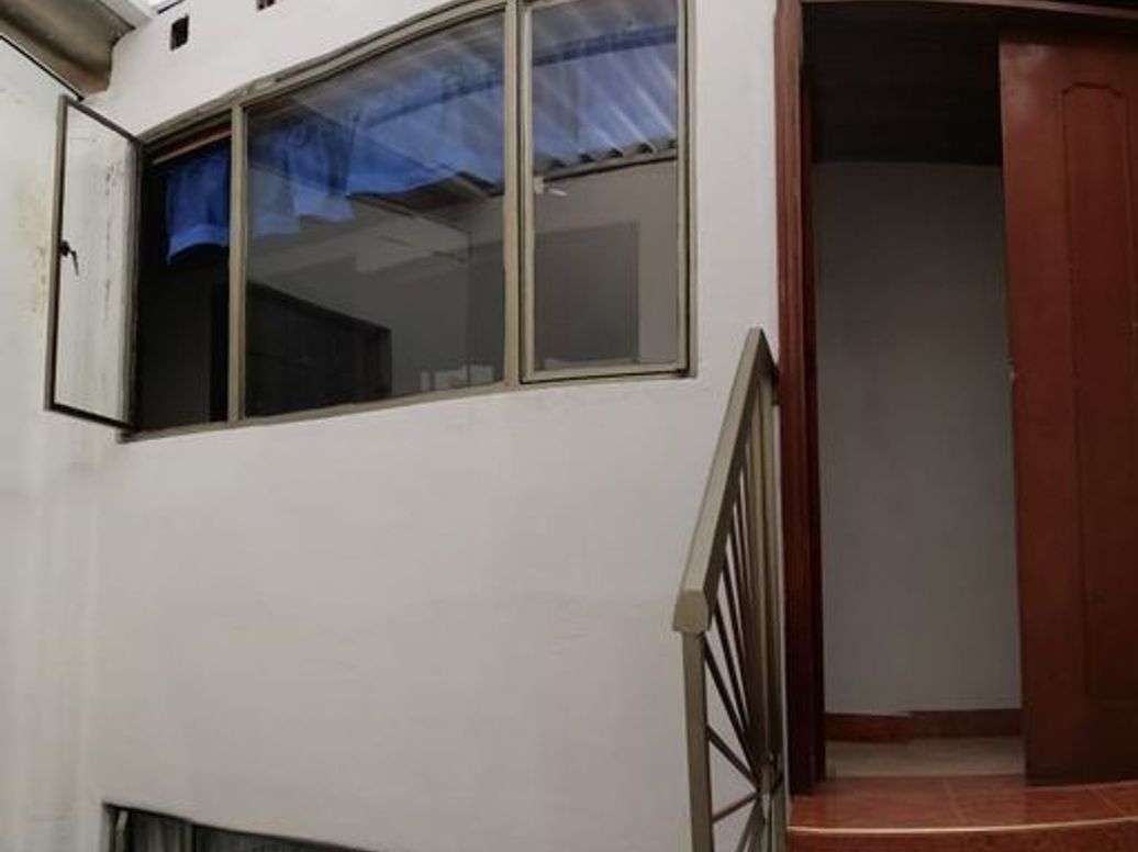 Casa de 6 alcobas en venta en Bravo Paez, Bogotá, 311 m² · foto 10 de 13