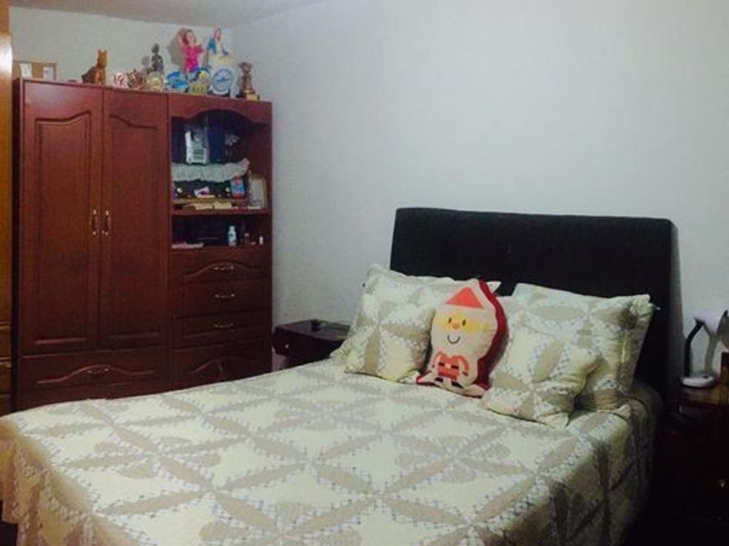 Casa de 6 alcobas en venta en Bravo Paez, Bogotá, 311 m² · foto 6 de 13