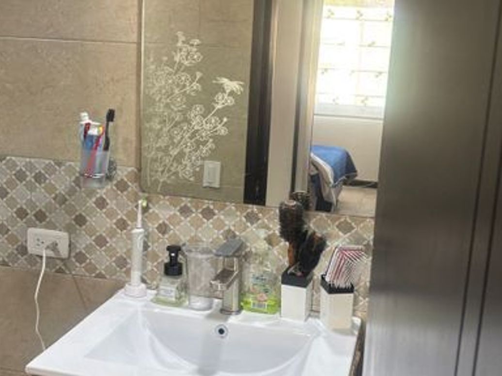 Apartamento de 3 alcobas en venta en Guadalupe, Bogotá, 672 m² · foto 9 de 11