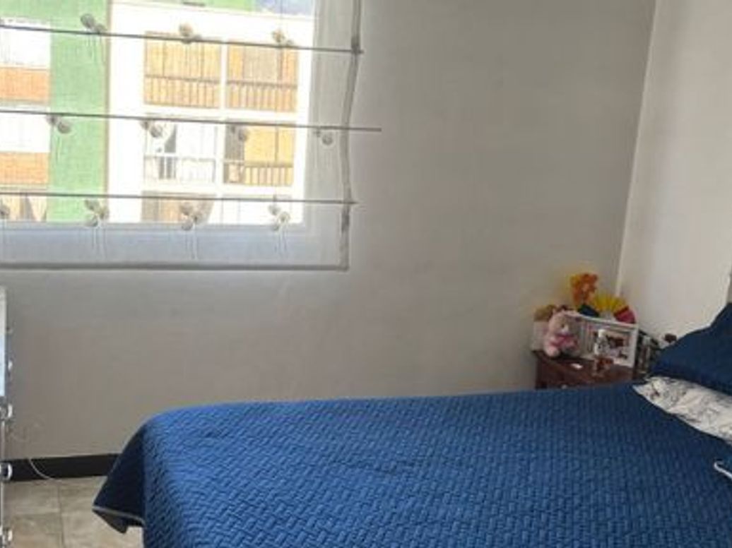 Apartamento de 3 alcobas en venta en Guadalupe, Bogotá, 672 m² · foto 2 de 11