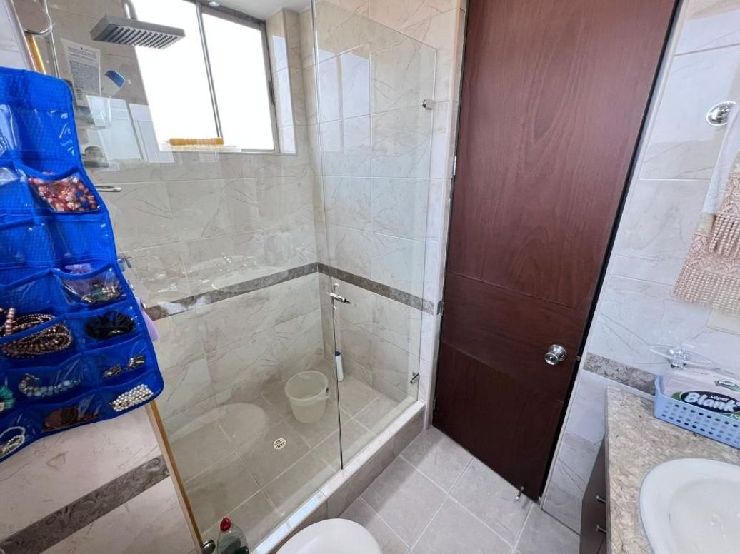 Apartamento de 3 alcobas en venta en Modelia, Bogotá, 103 m² · foto 16 de 20