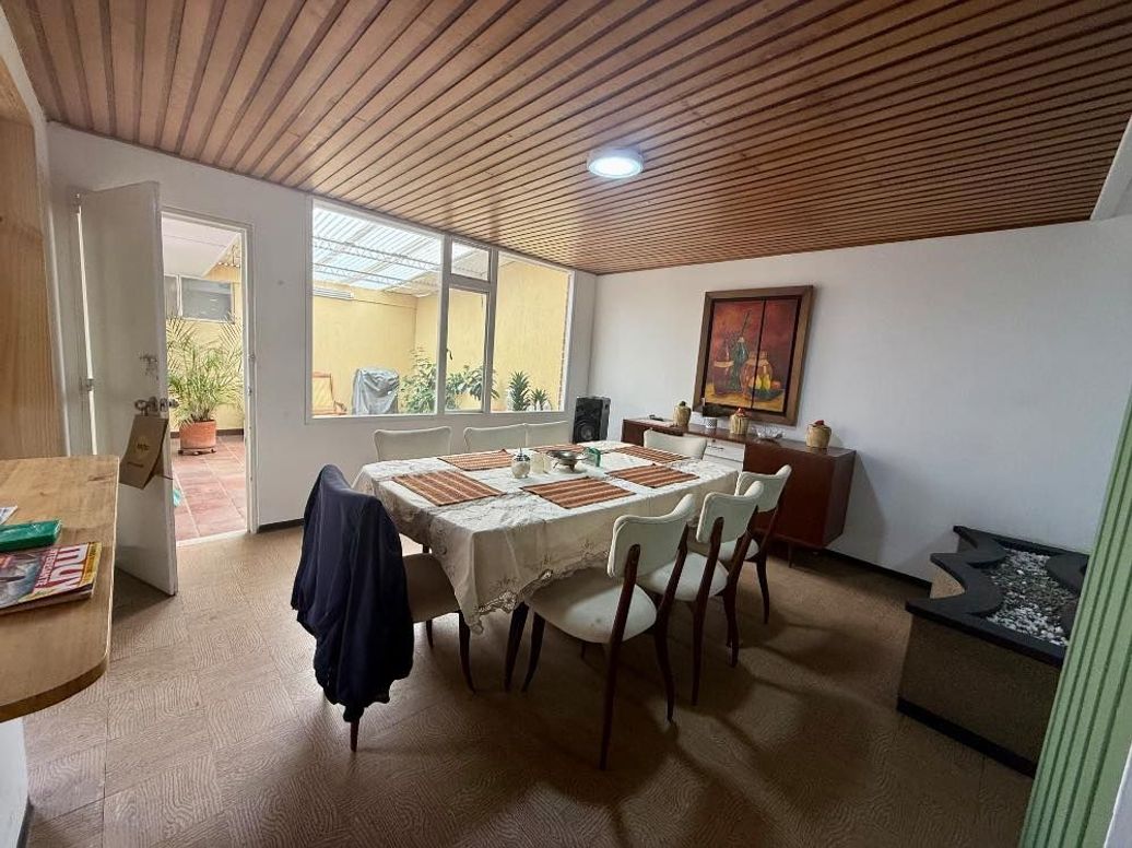 Casa de 4 alcobas en venta en Los Andes, Bogotá, 220 m² · foto 4 de 20
