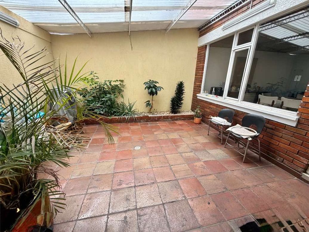 Casa de 4 alcobas en venta en Los Andes, Bogotá, 220 m² · foto 10 de 20