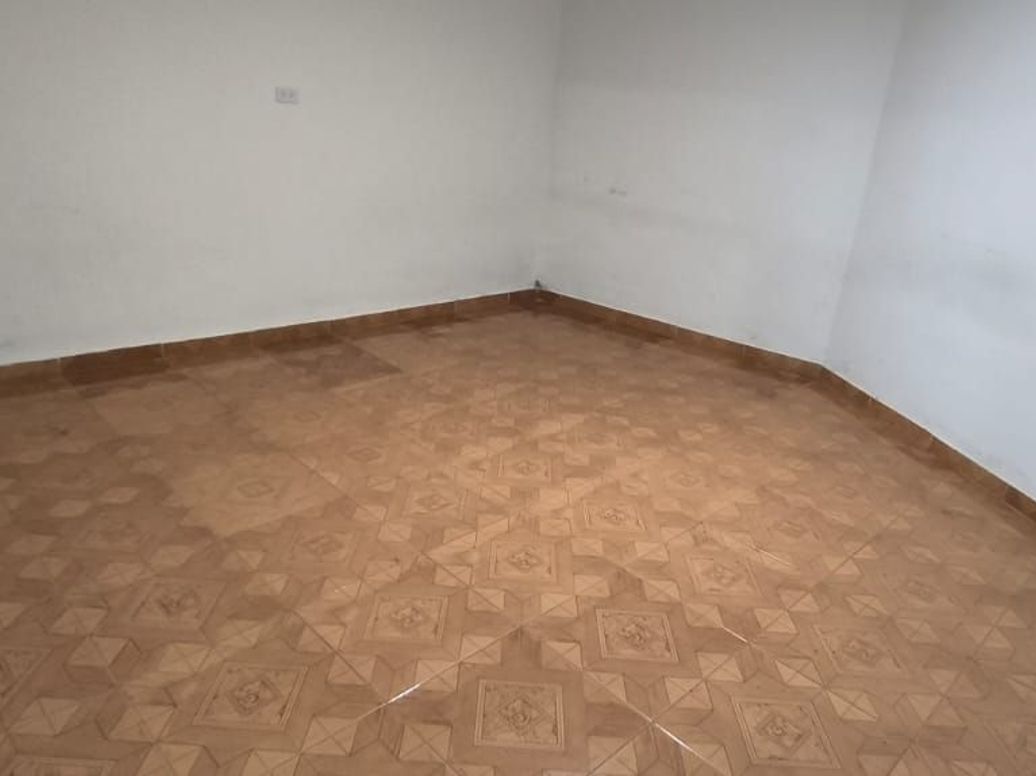 Casa de 6 alcobas en venta en Santander Sur, Bogotá, 568 m² · foto 9 de 20