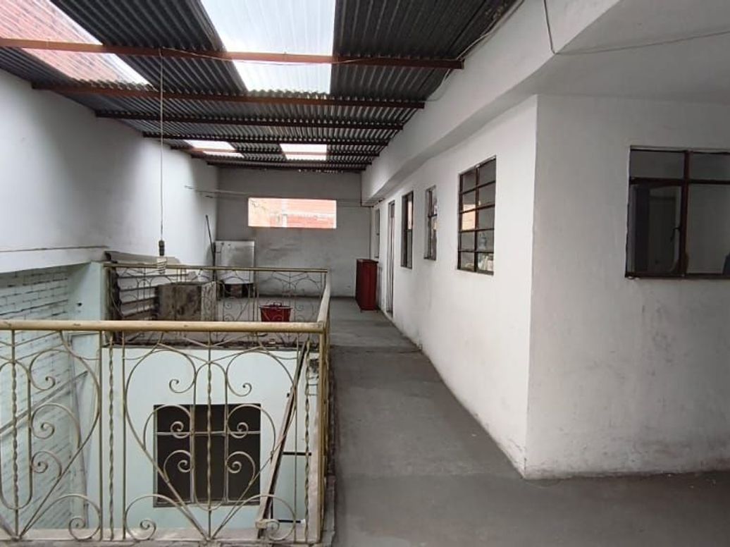 Casa de 6 alcobas en venta en Santander Sur, Bogotá, 568 m² · foto 7 de 20