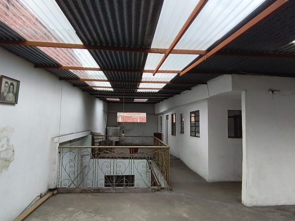 Casa de 6 alcobas en venta en Santander Sur, Bogotá, 568 m² · foto 8 de 20