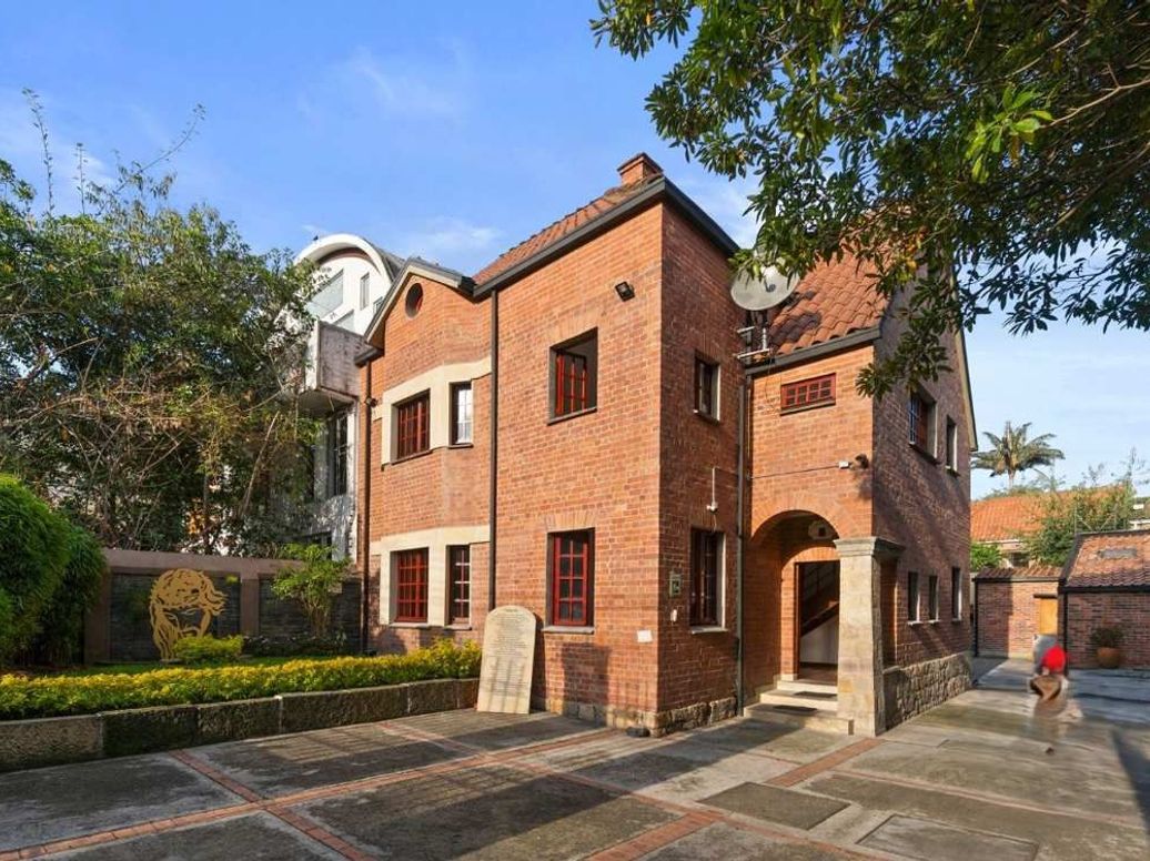 Casa de 6 alcobas en venta en Teusaquillo, Bogotá, 960 m² · foto 2 de 16