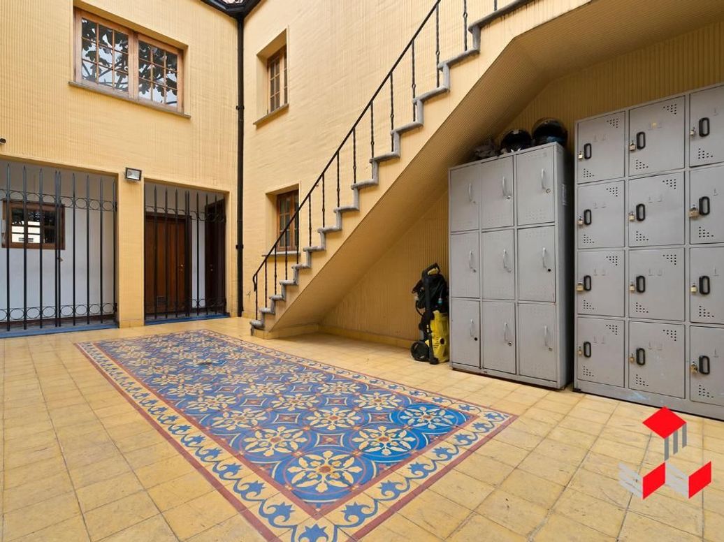 Casa de 6 alcobas en venta en Teusaquillo, Bogotá, 960 m² · foto 7 de 16