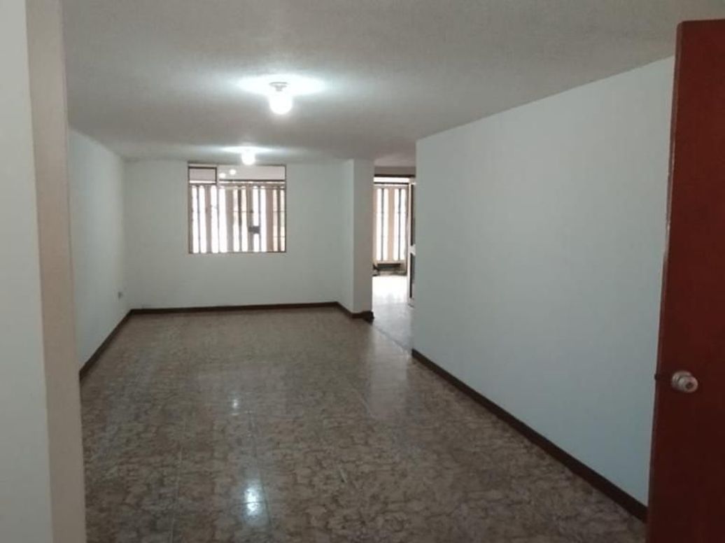 Casa de 6 alcobas en venta en Glorieta De Las Américas, Bogotá, 109 m² · foto 7 de 15