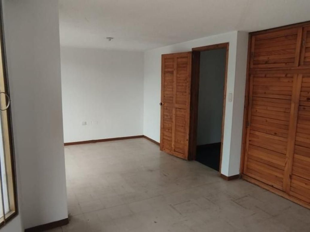 Casa de 6 alcobas en venta en Glorieta De Las Américas, Bogotá, 109 m² · foto 12 de 15