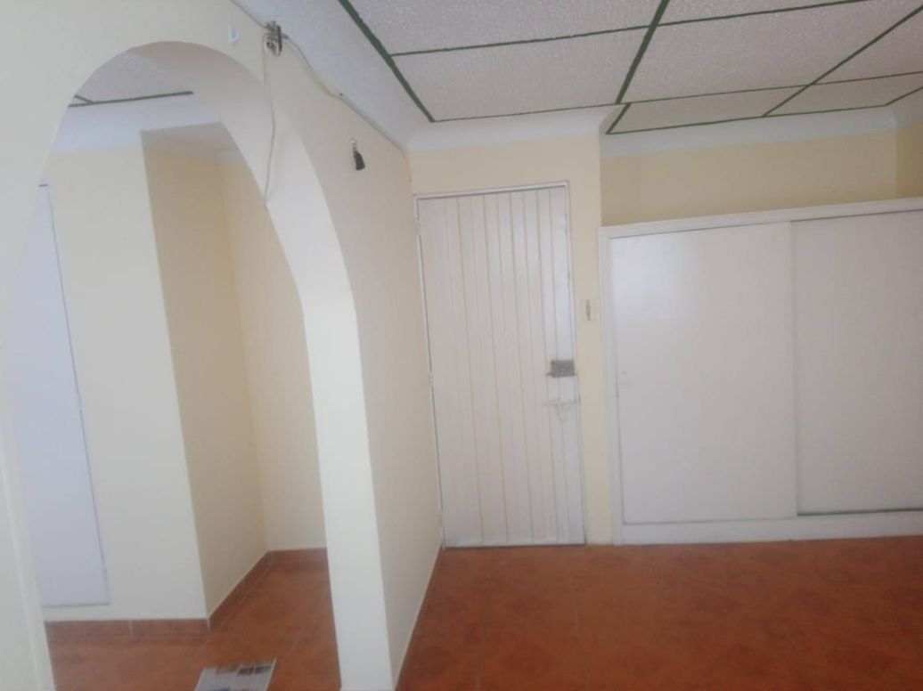 Casa de 6 alcobas en venta en La Gaitana, Bogotá, 260 m² · foto 3 de 17
