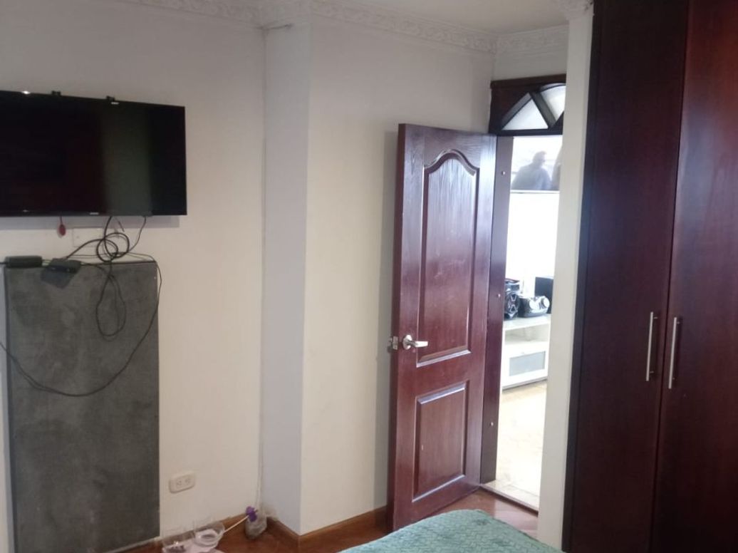 Casa de 6 alcobas en venta en Fontibón, Bogotá · foto 8 de 20