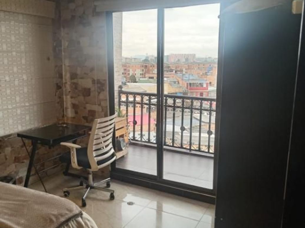 Casa de 6 alcobas en venta en Fontibón, Bogotá · foto 13 de 20