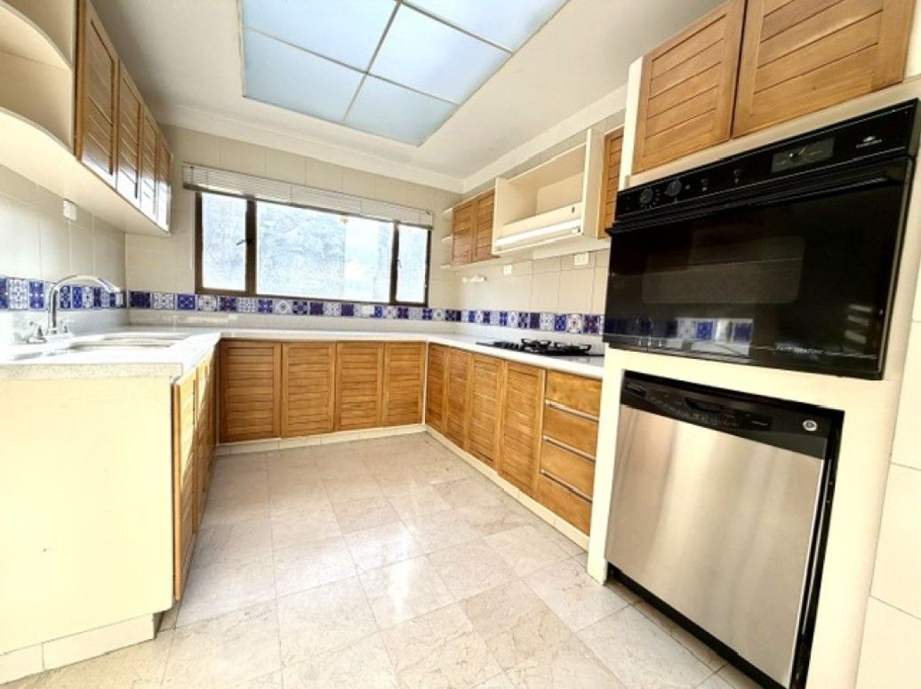 Apartamento de 3 alcobas en venta en Plenitud, Bogotá, 314 m² · foto 8 de 20