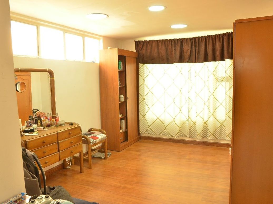 Casa de 5 alcobas en venta en Marsella, Bogotá, 320 m² · foto 15 de 18