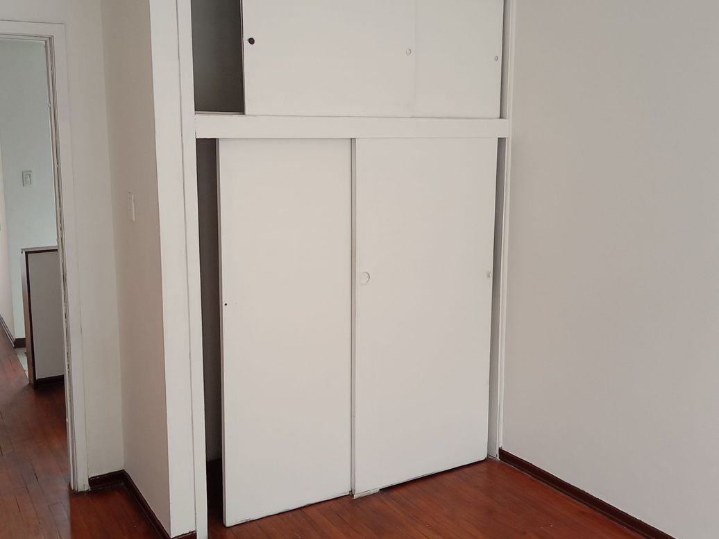 Casa de 5 alcobas en venta en El Rosario, Bogotá, 243 m² · foto 5 de 13