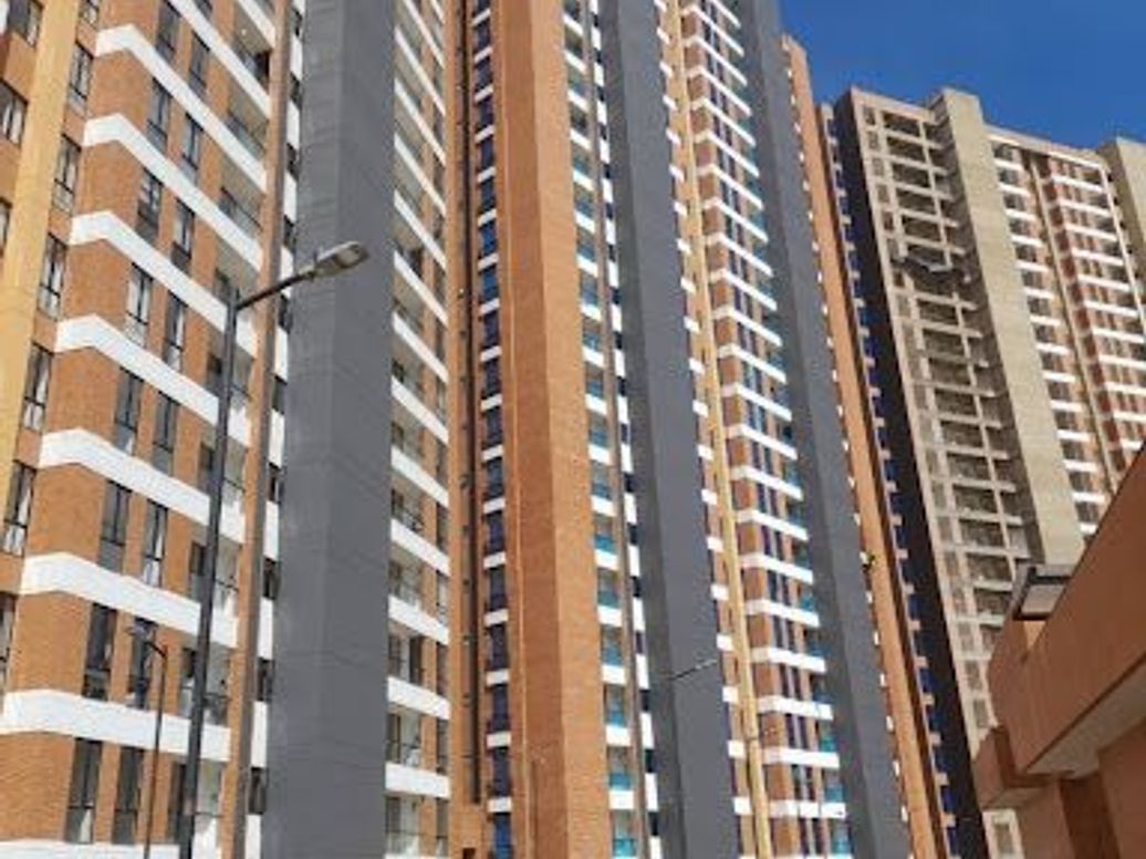 Apartamento de 3 alcobas en venta en San Jose De Usaquen, Bogotá, 79 m² · foto 2 de 20