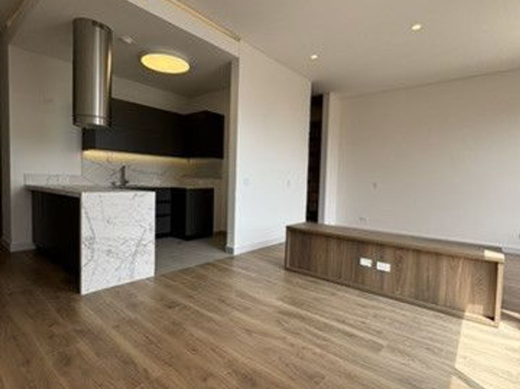 Apartamento de 1 alcoba en venta en Chico Norte Et. Iii, Bogotá, 58 m² · foto 5 de 20