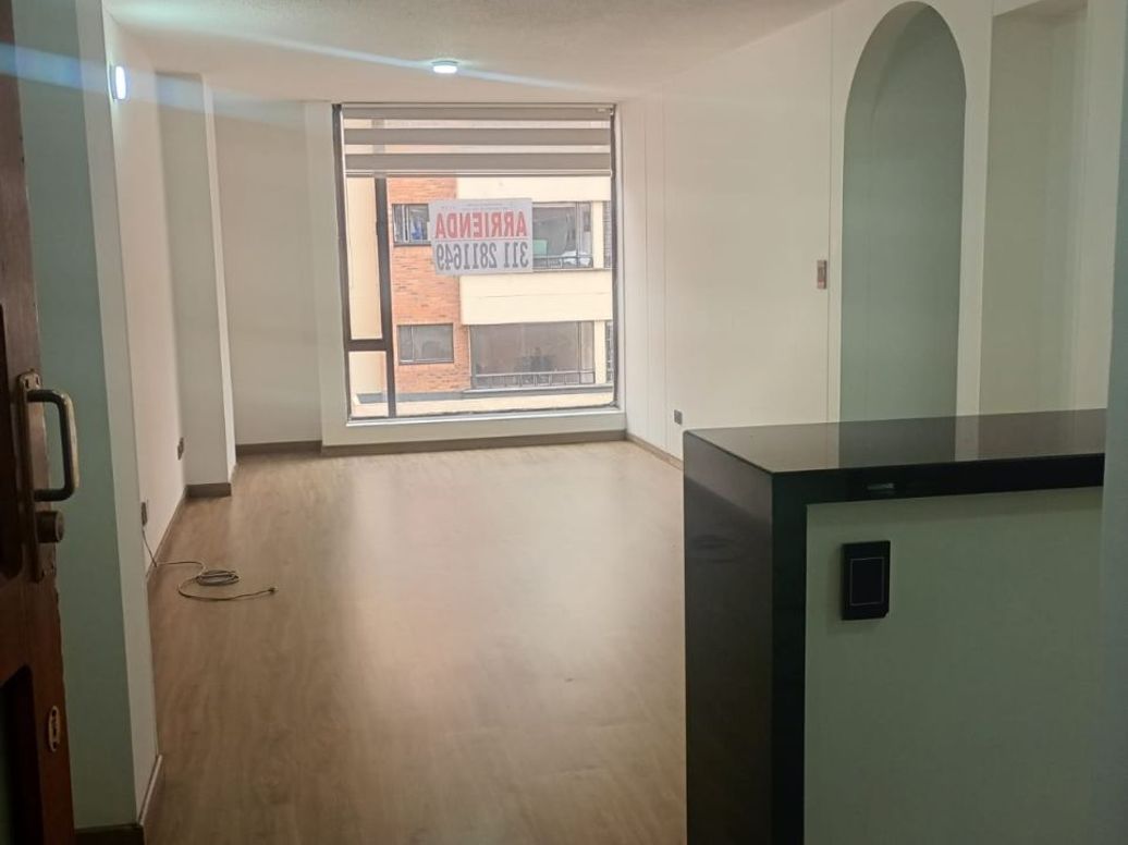 Apartamento de 3 alcobas en arriendo en María Cristina, Bogotá, 76 m² · foto 4 de 17