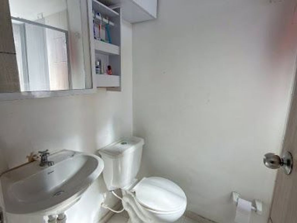 Apartamento de 3 alcobas en venta en El Carmen, Bogotá, 63 m² · foto 11 de 20