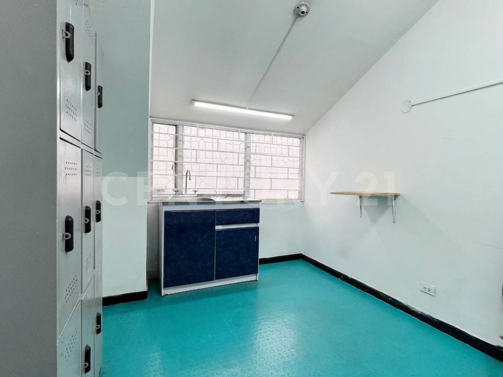 Casa de 4 alcobas en venta en Urbanización San Martín, Bogotá, 230 m² · foto 7 de 13