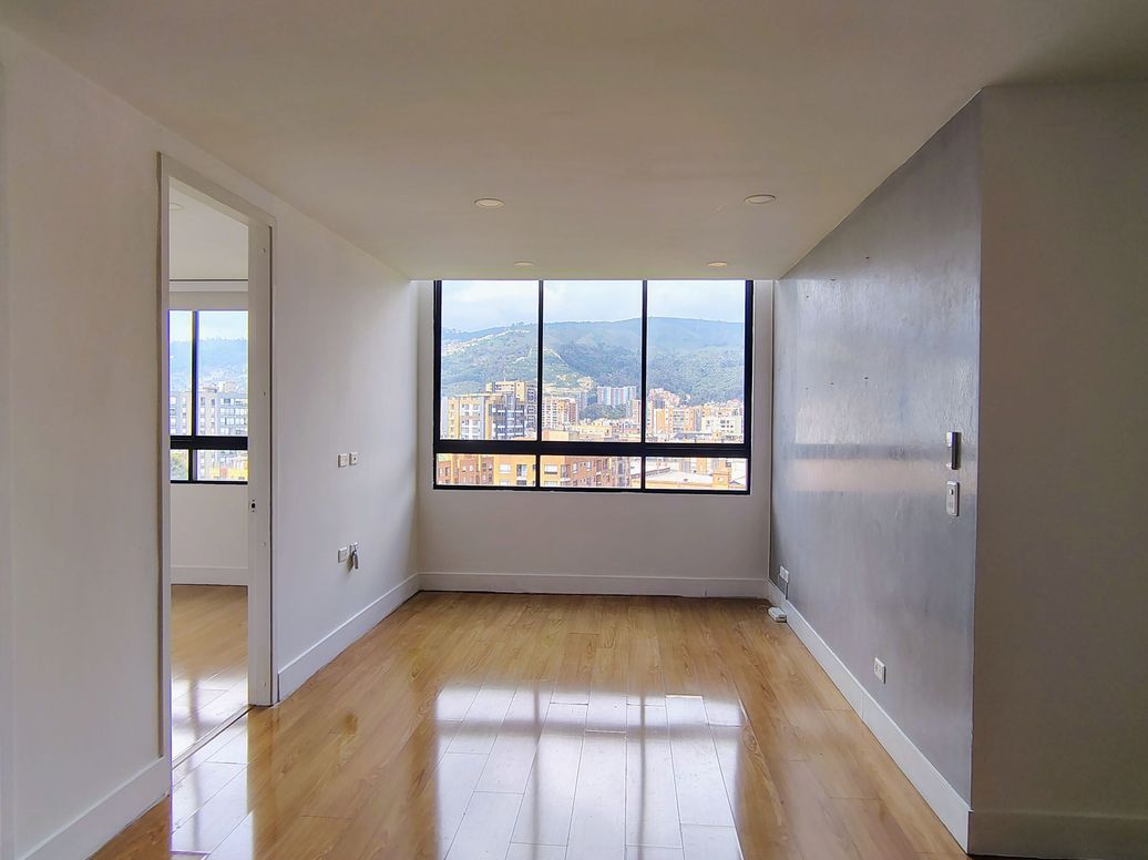 Apartamento de 2 alcobas en venta en Los Cedritos, Bogotá, 72 m² · foto 5 de 19