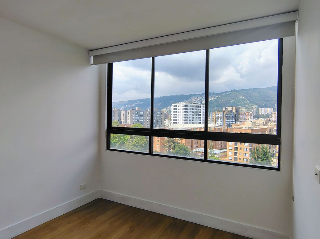 Apartamento de 2 alcobas en venta en Los Cedritos, Bogotá, 72 m² · foto 10 de 19