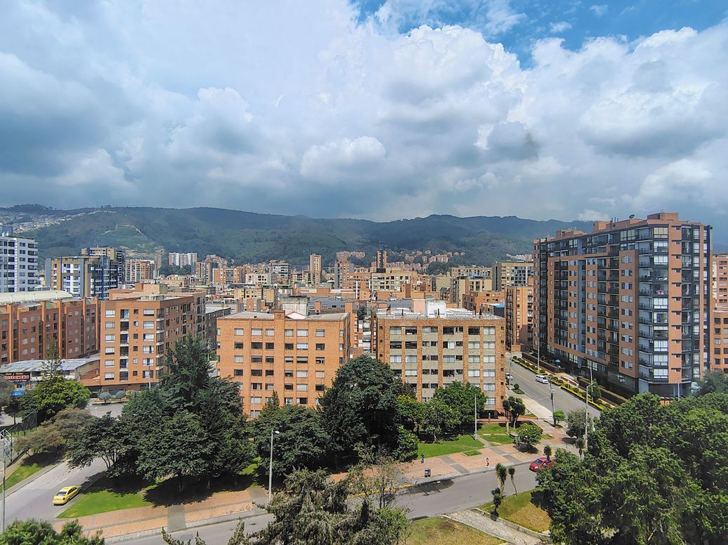 Apartamento de 2 alcobas en venta en Los Cedritos, Bogotá, 72 m² · foto 6 de 19