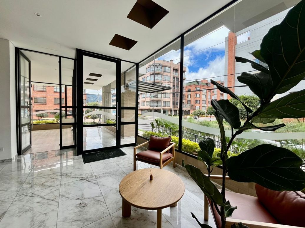 Apartamento de 1 alcoba en venta en Santa Barbara Occidental, Bogotá, 54 m² · foto 17 de 17