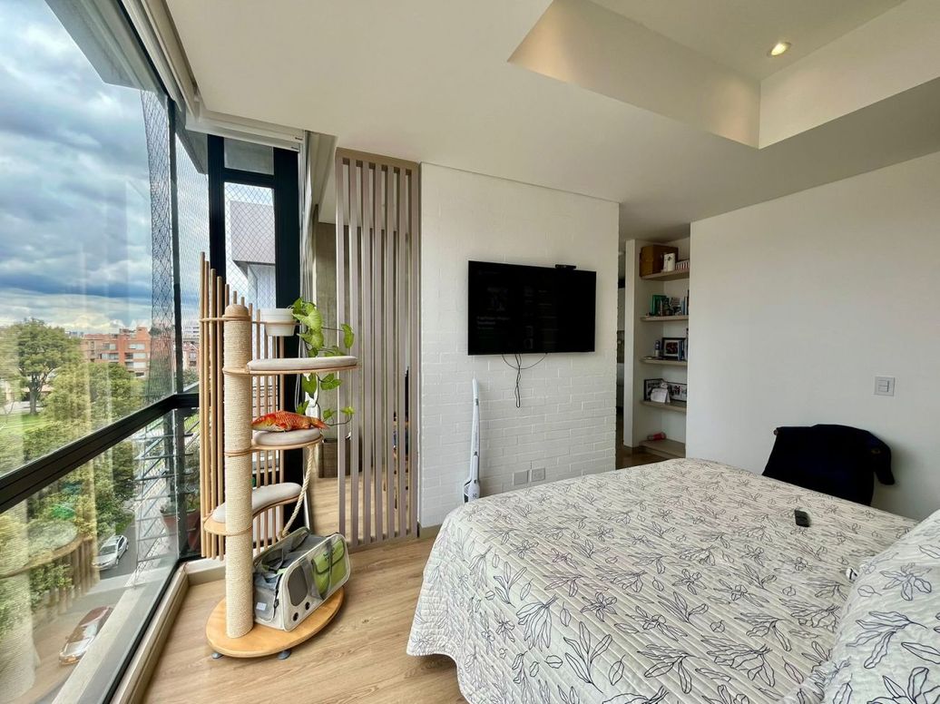 Apartamento de 1 alcoba en venta en Santa Barbara Occidental, Bogotá, 54 m² · foto 13 de 17
