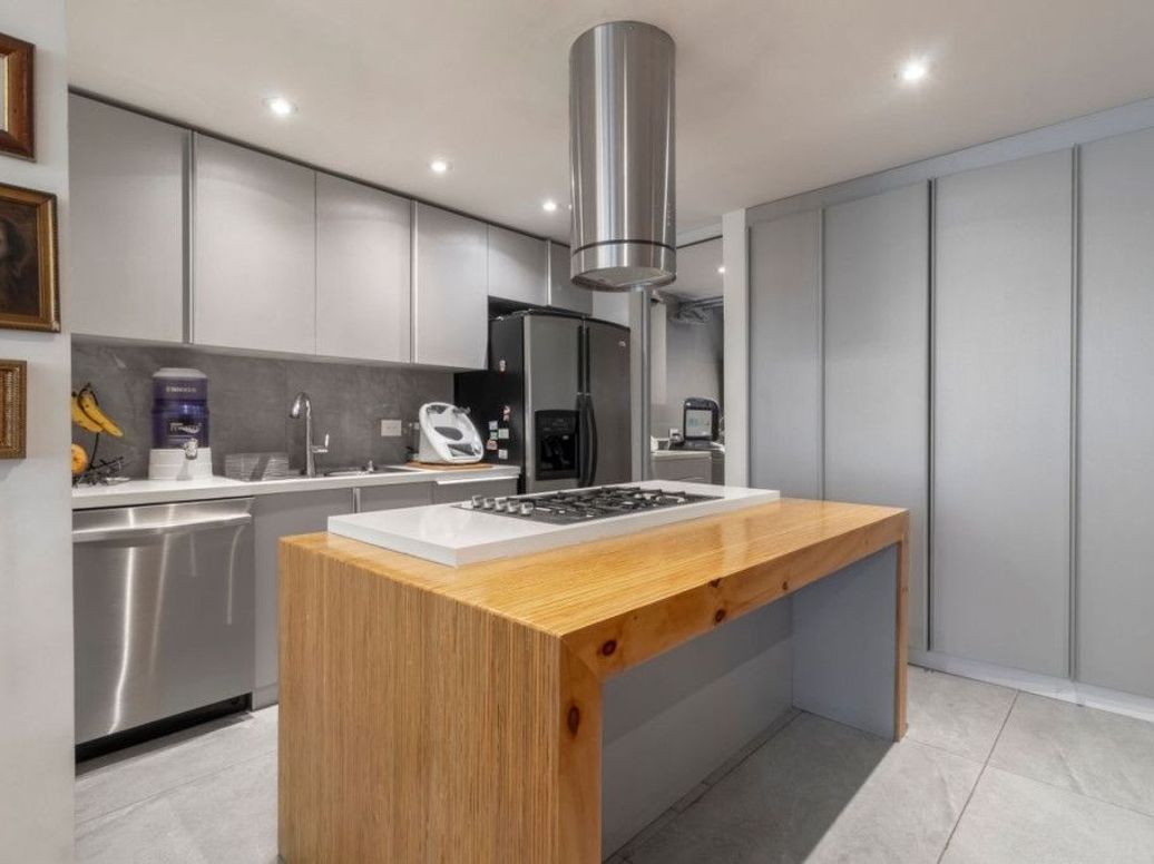 Apartamento de 2 alcobas en venta en La Cabrera, Bogotá, 131 m² · foto 6 de 15